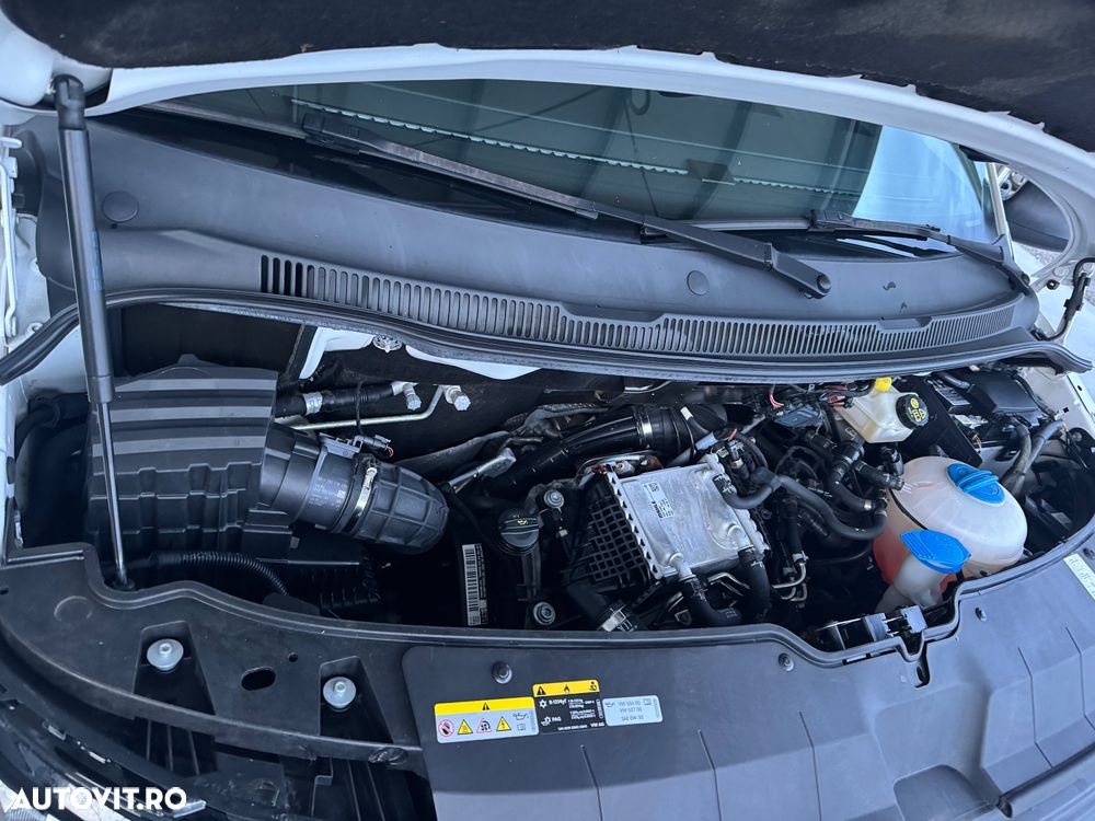 Volkswagen Transporter - 27