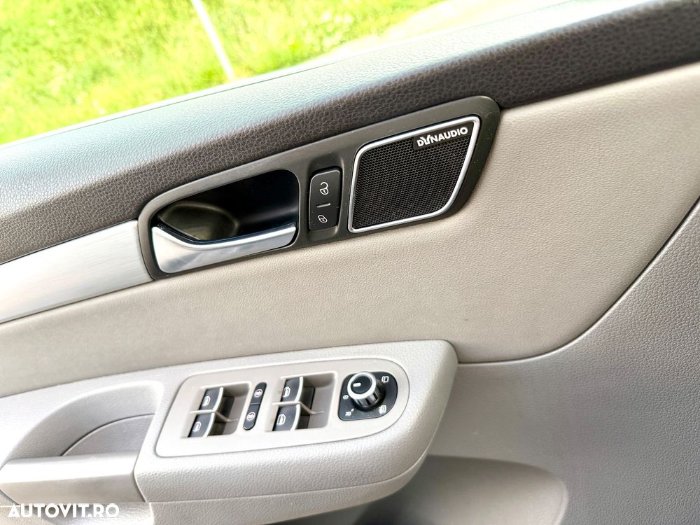 Volkswagen Sharan 2.0 TDI DSG BlueMotion Technology Highline - 15