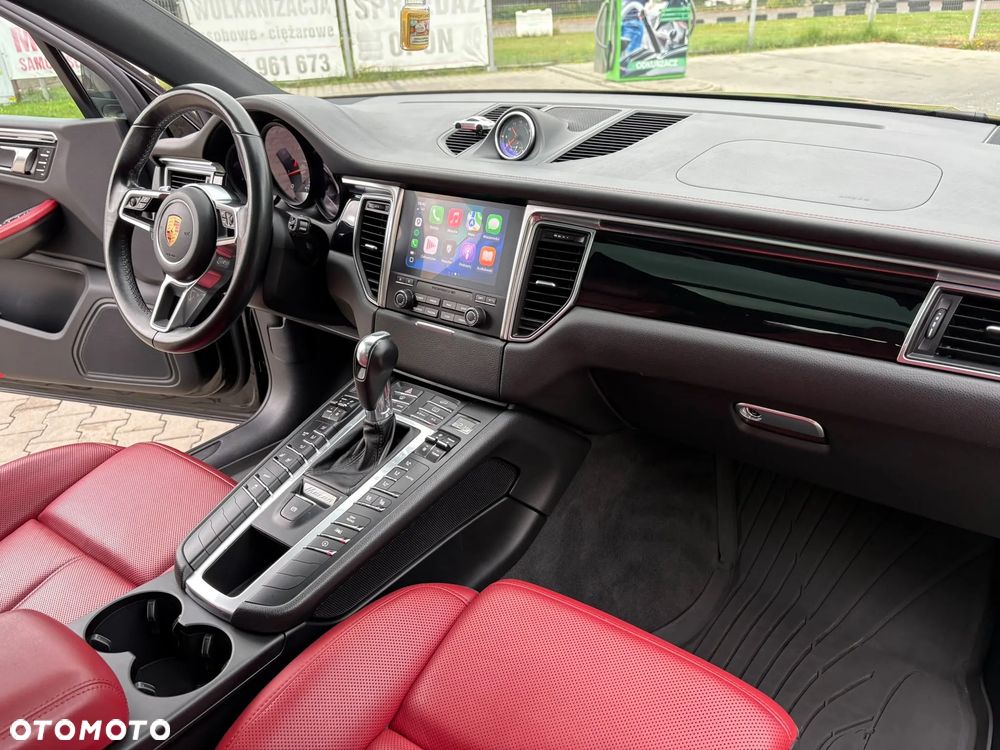 Porsche Macan Standard - 17