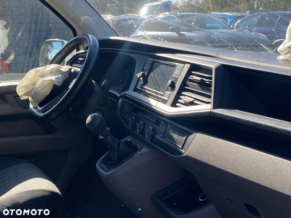 Volkswagen Transporter T6.1 - 15