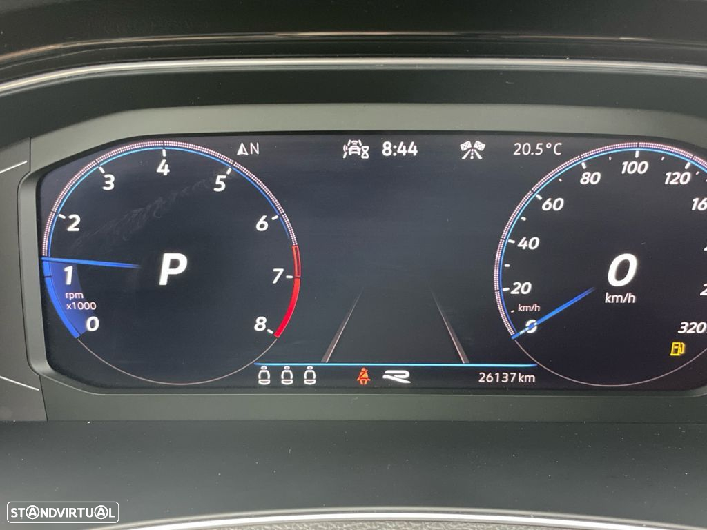 VW T-Roc 2.0 TSI 4M R DSG - 9