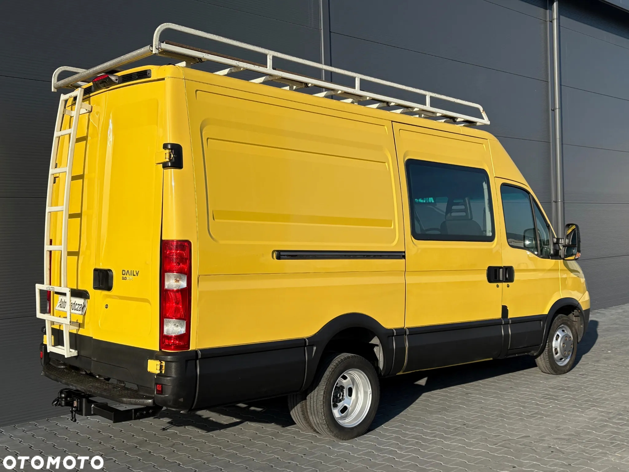 Iveco Daily 35C15 3.0 HPI L3H2 Średniak Brygadówka Doka holenderka 6 osób **KLIMA**Sprowadzony**Na Bliźniakach**Hak 3500kg** - 4