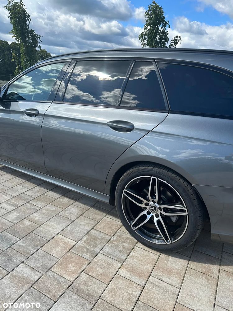 Mercedes-Benz Klasa E 220 d 4-Matic 9G-TRONIC - 6