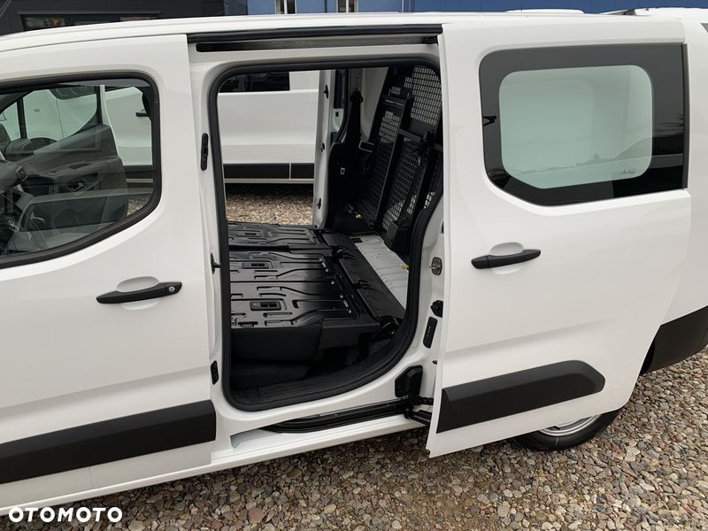 Toyota PROACE CITY BRYGADÓWKA L2H1, VAN 5 osobowy, Homologacja cięż. N1, Duża ład-772kg Koła-16 Skrzynia biegów 6stop. Ściana dział. składana 2x Boczne drzwi - 28