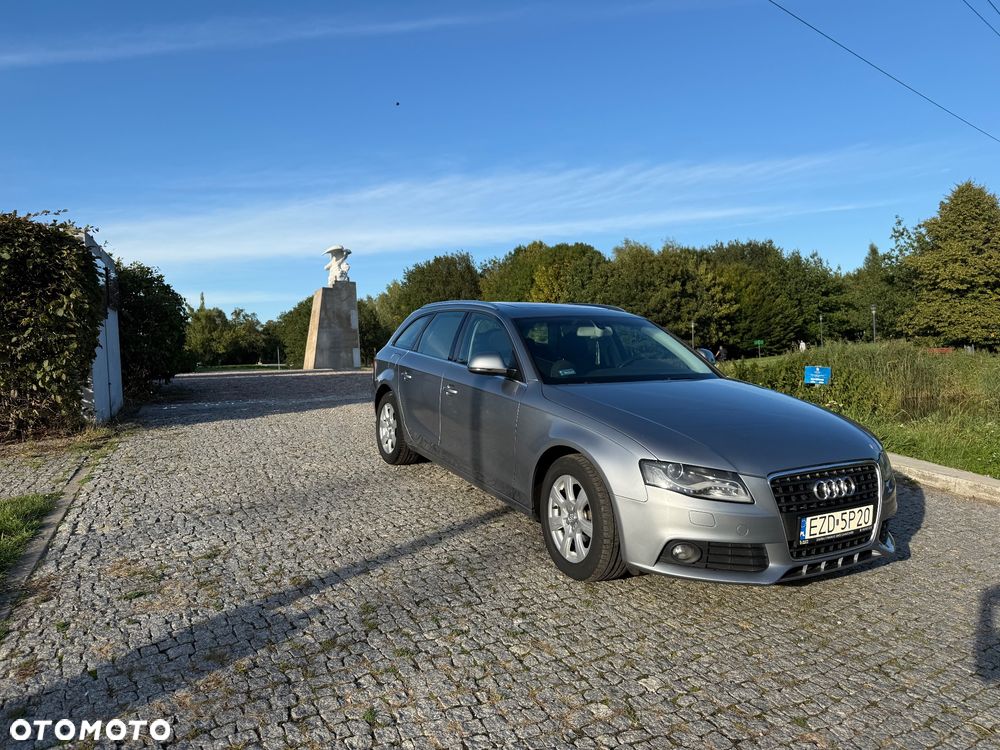 Audi A4 Avant 2.0 TDI DPF Ambiente - 2