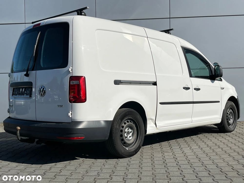 Volkswagen Caddy Maxi - 8