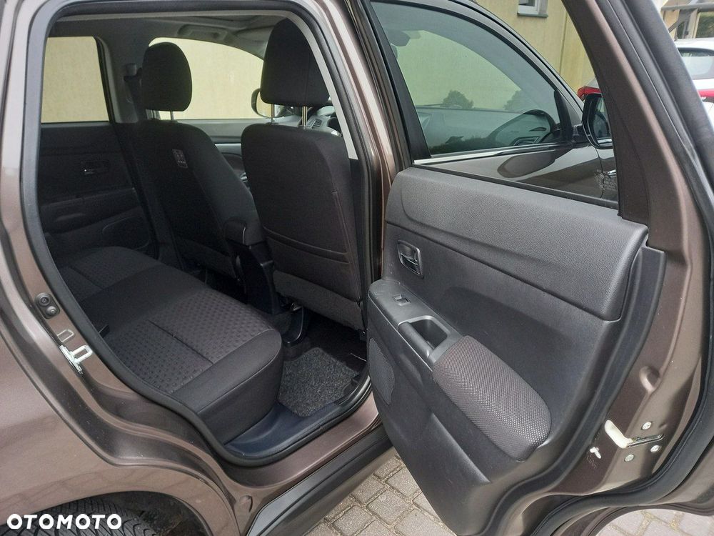 Mitsubishi ASX 1.8 DID Instyle NAVI AS&G - 25