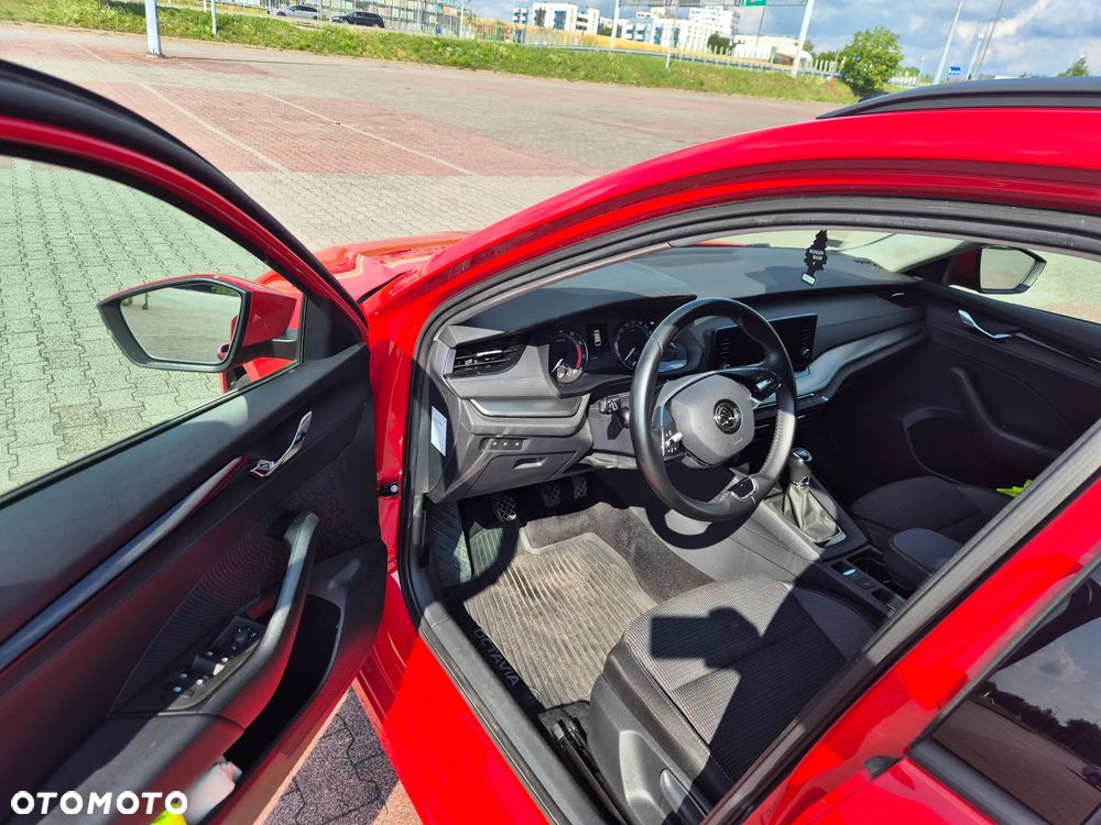 Skoda Octavia 1.5 TSI ACT Ambition - 8