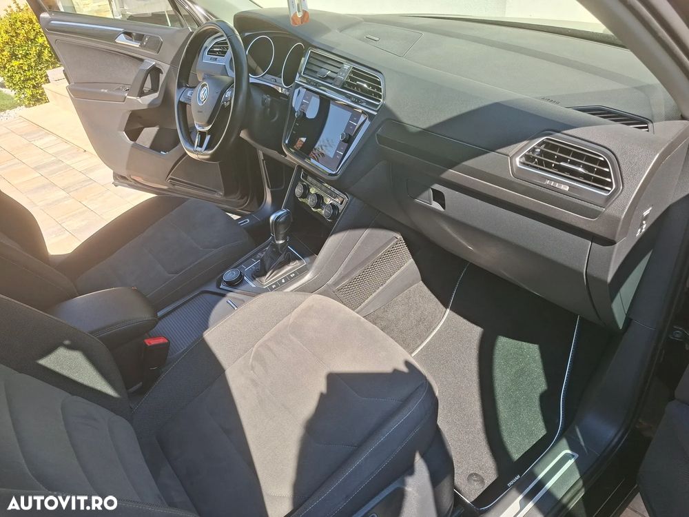 Volkswagen Tiguan 2.0 TDI SCR 4MOTION DSG R-Line - 6
