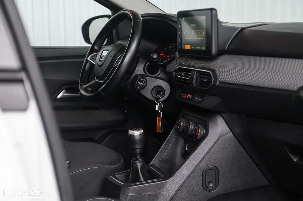 Dacia Jogger - 26