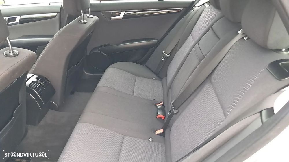 Mercedes-Benz C 200 CDi Elegance BE Aut. - 31