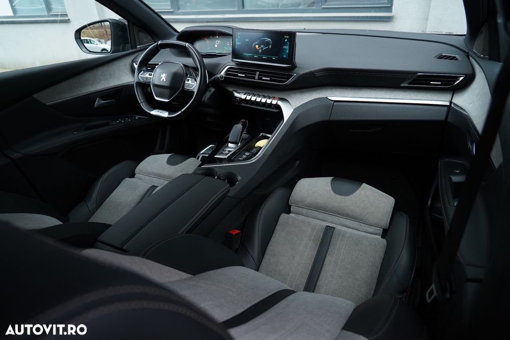 Peugeot 3008 Hybrid 225 e-EAT8 GT Pack - 16