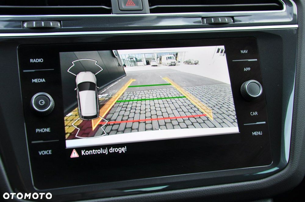 Volkswagen Tiguan - 18