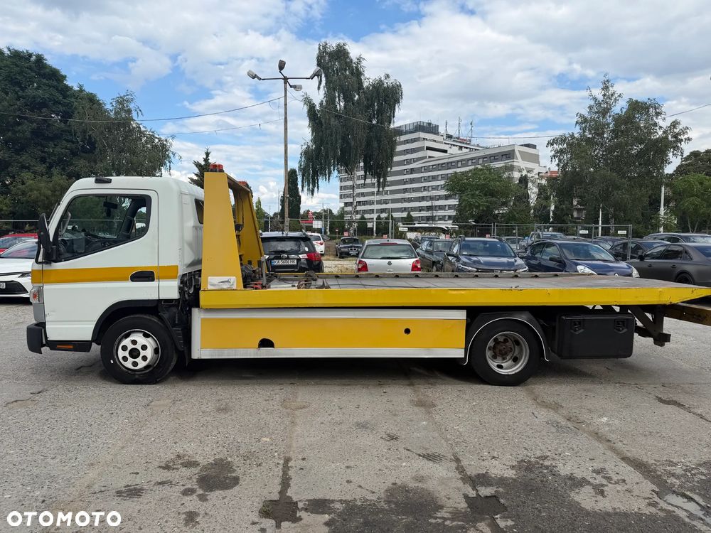 Mitsubishi Canter - 4