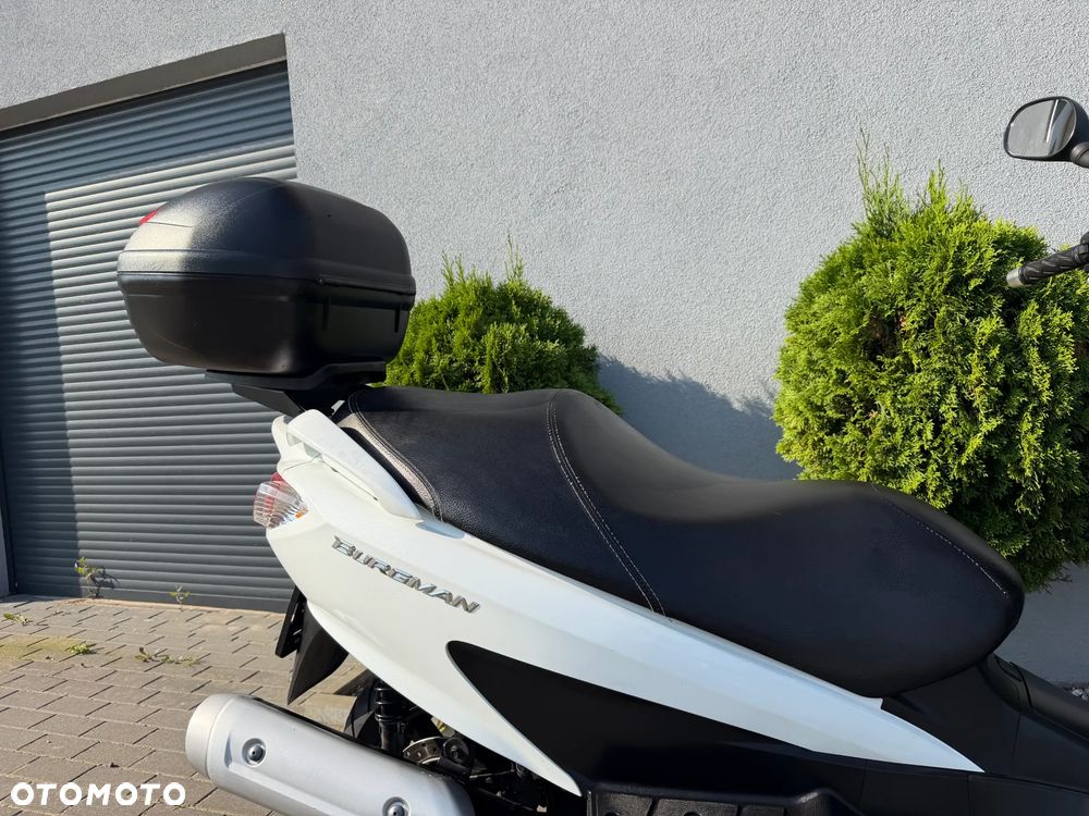 Suzuki Burgman - 18