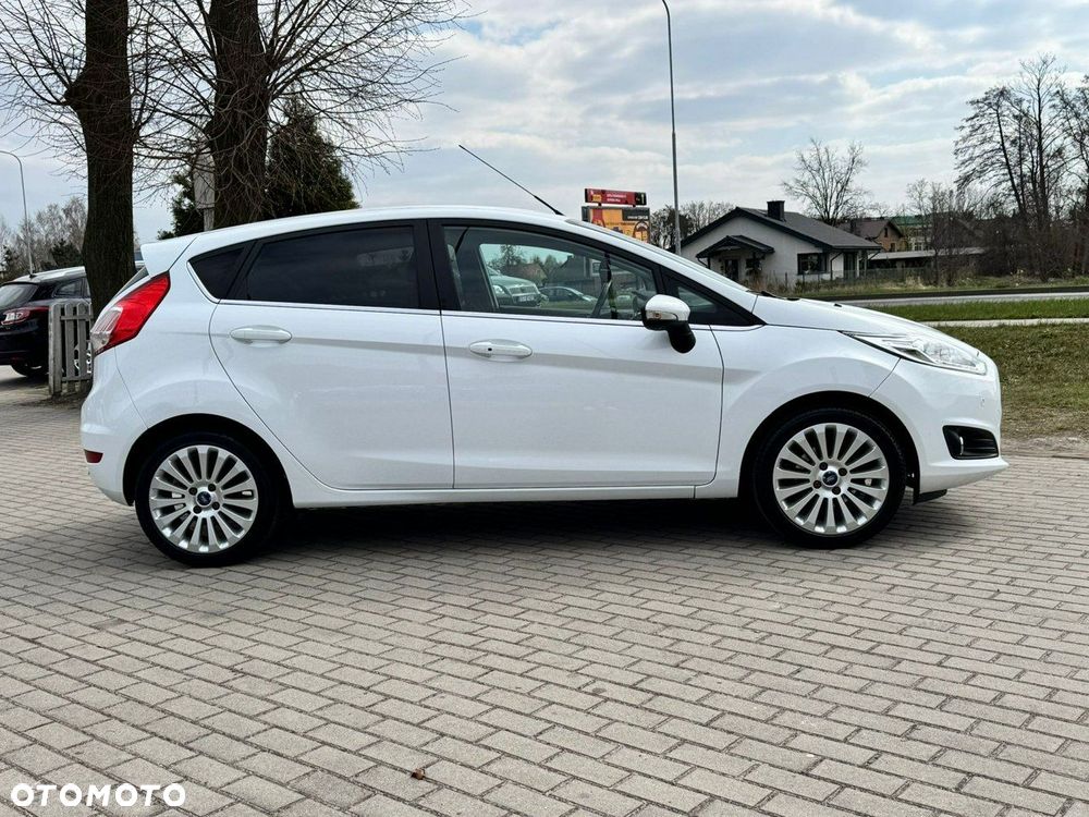 Ford Fiesta 1.0 EcoBoost STart-Stop Titanium - 16