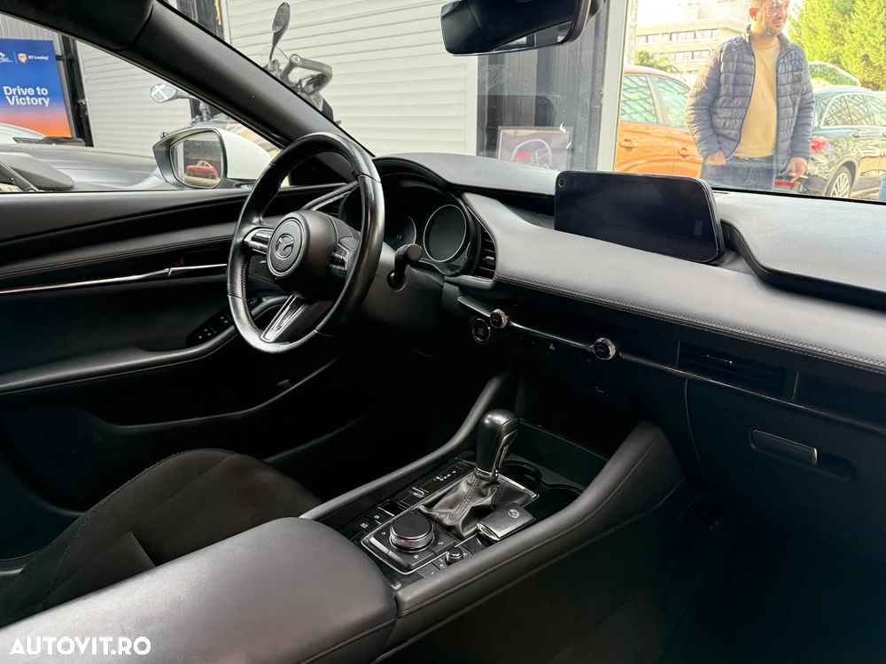 Mazda 3 G122 AT Plus - 26