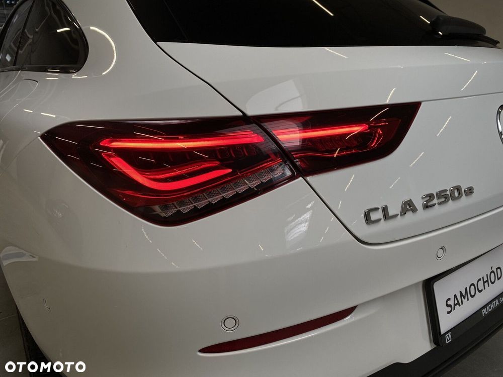 Mercedes-Benz CLA - 11