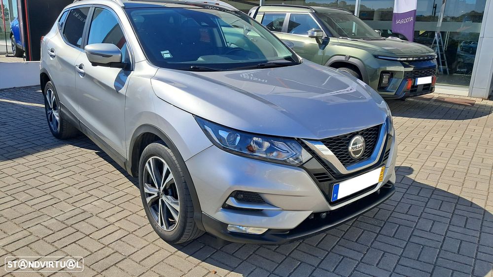 Nissan Qashqai 1.5 dCi N-Connecta J18 - 2