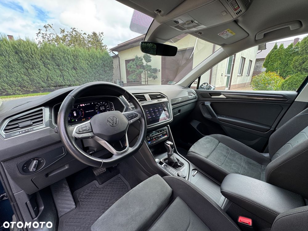Volkswagen Tiguan 2.0 TSI 4Mot Elegance DSG - 25