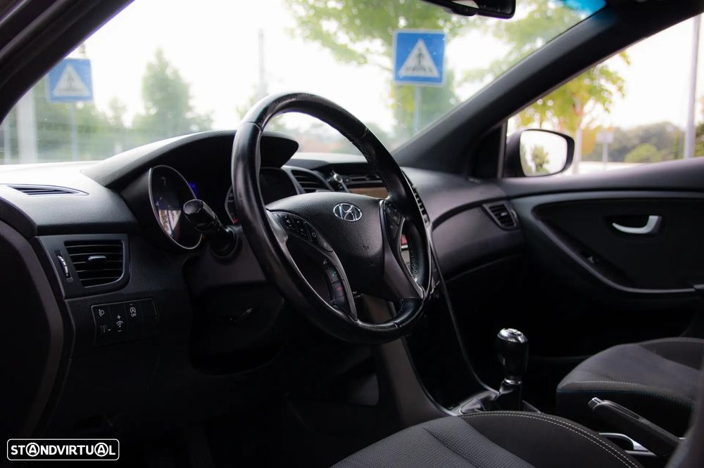 Hyundai i30 SW 1.6 CRDi GO! - 30