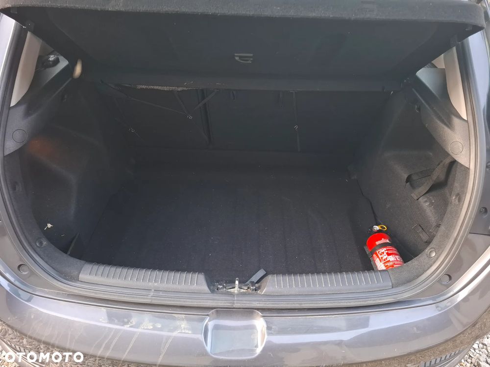 Kia Ceed - 6