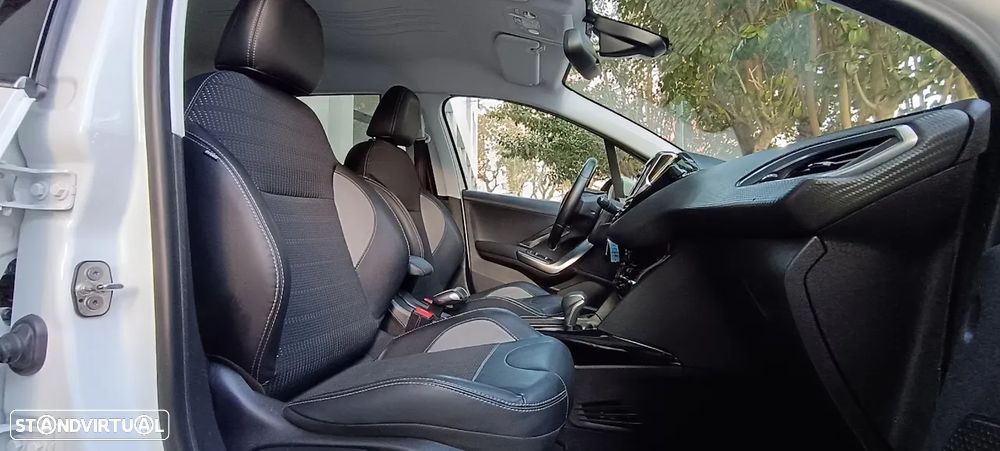 Peugeot 2008 PureTech 110 GPF Stop&Start EAT6 Crossway - 18