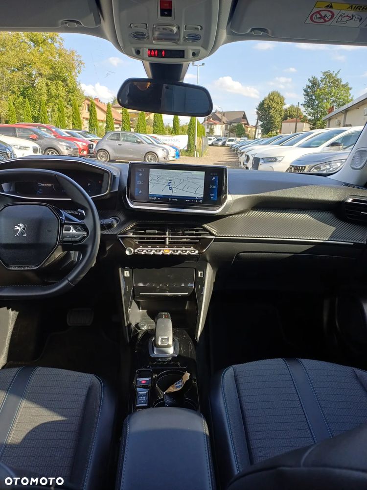 Peugeot 2008 1.2 PureTech Allure Pack S&S EAT8 - 23