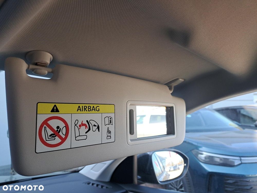 Volkswagen T-Cross - 36