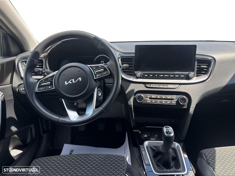 Kia Ceed 1.0 T-GDI Drive - 11