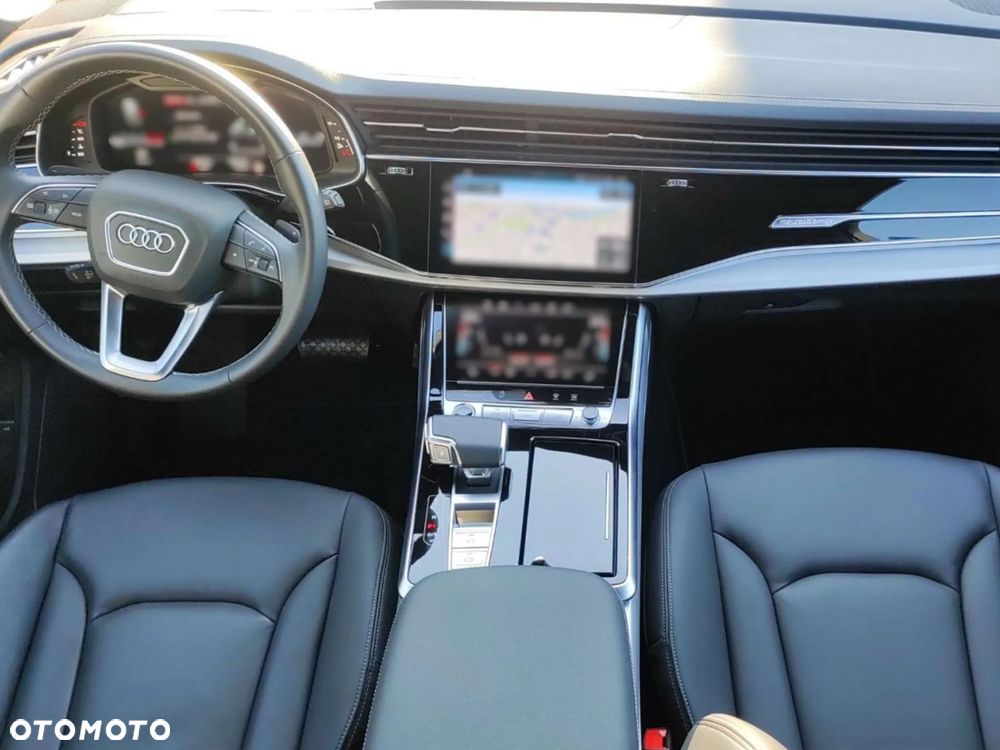 Audi Q7 - 7