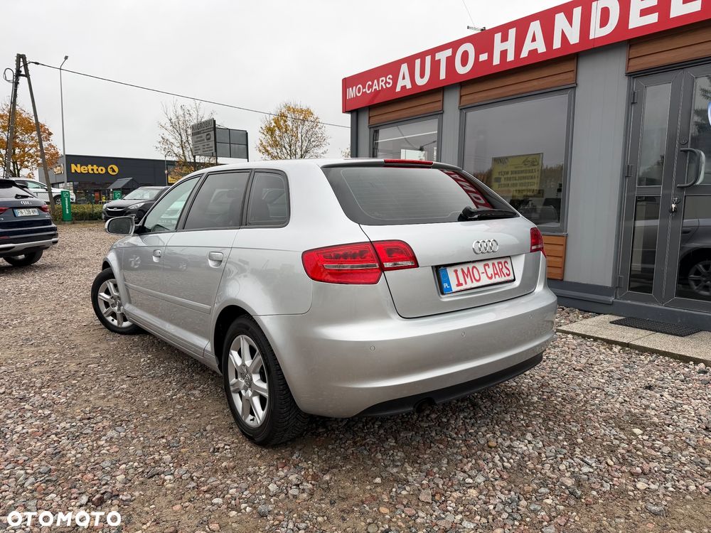 Audi A3 Sportback 2011 photo 3
