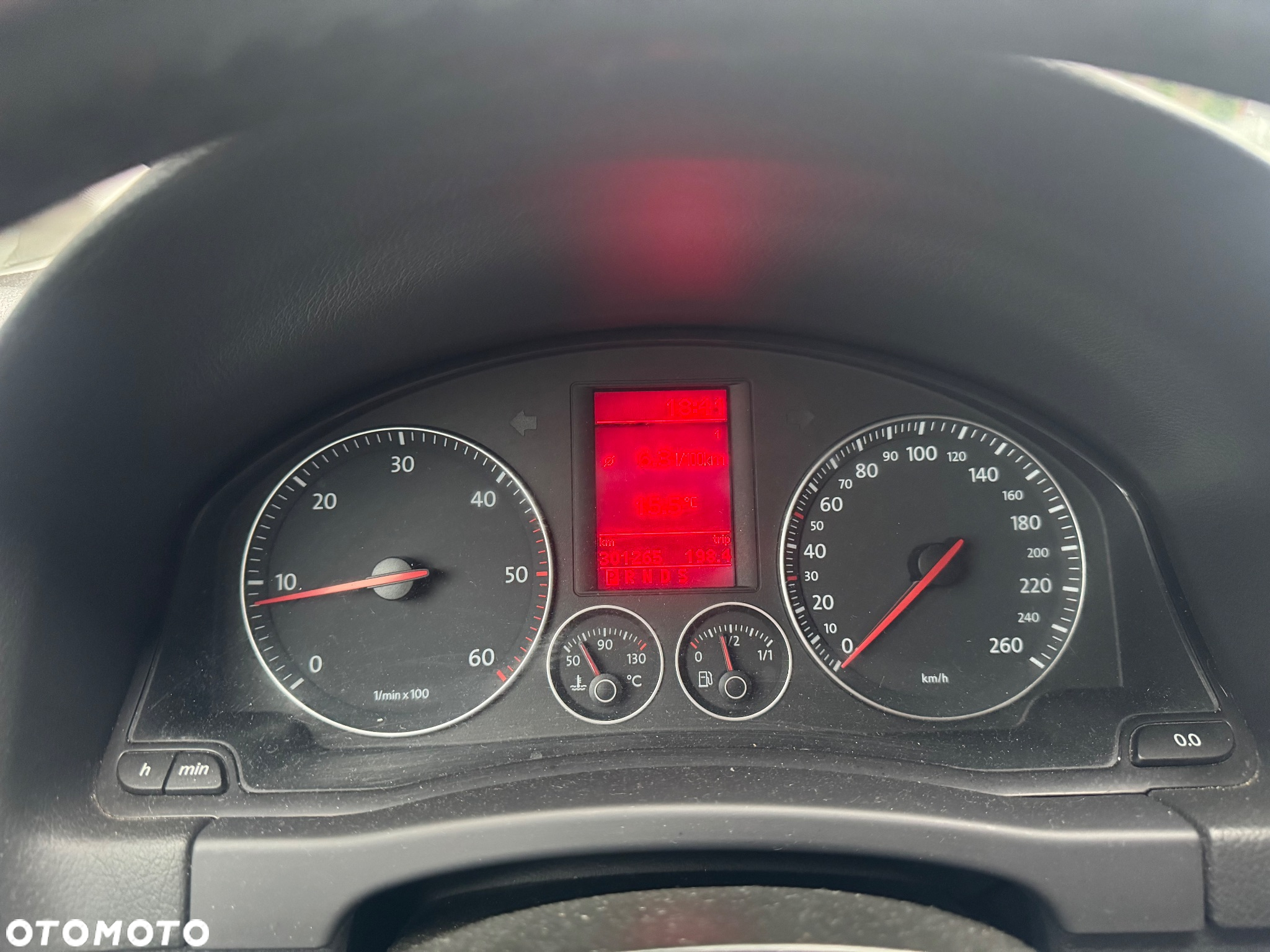 Volkswagen Golf Plus 2.0 TDI Sportline DSG - 12