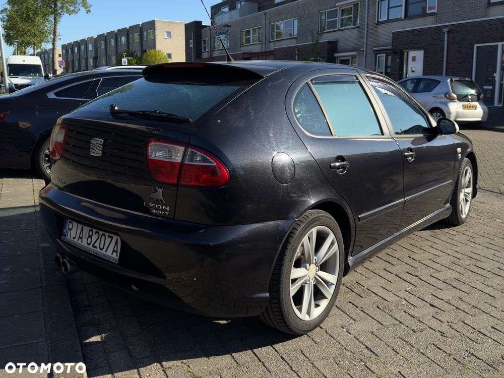 Seat Leon 1.8 T Top Sport - 2