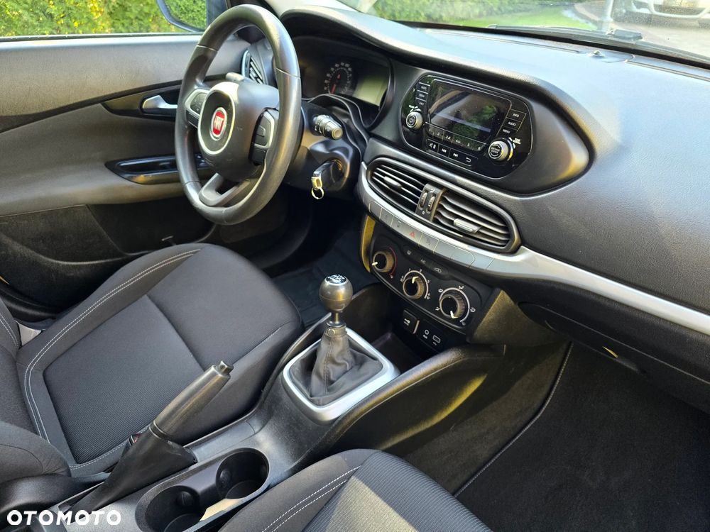 Fiat Tipo 1.4 16V More - 18