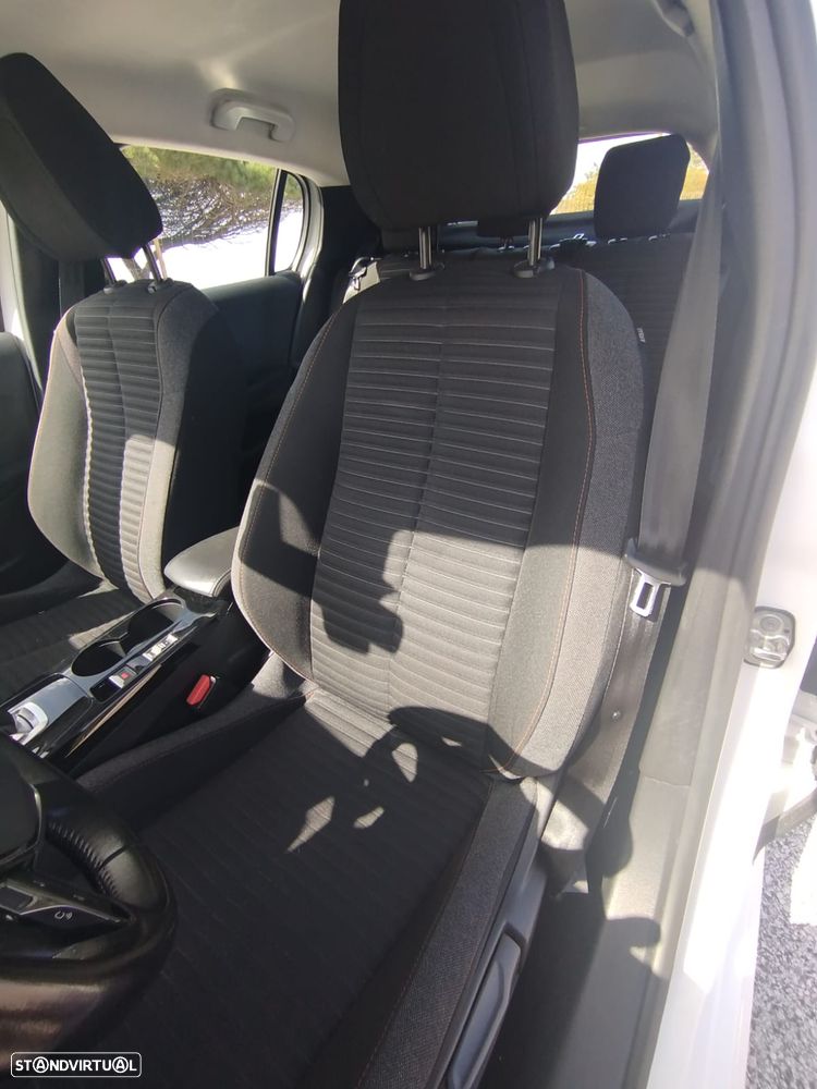 Peugeot e-208 50 kWh Active - 12