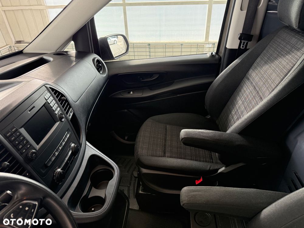 Mercedes-Benz VITO/METRIS - 26