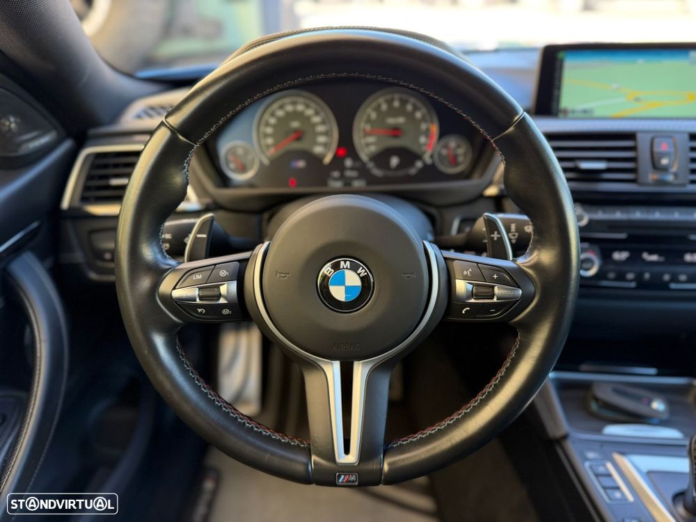 BMW M4 Auto - 21