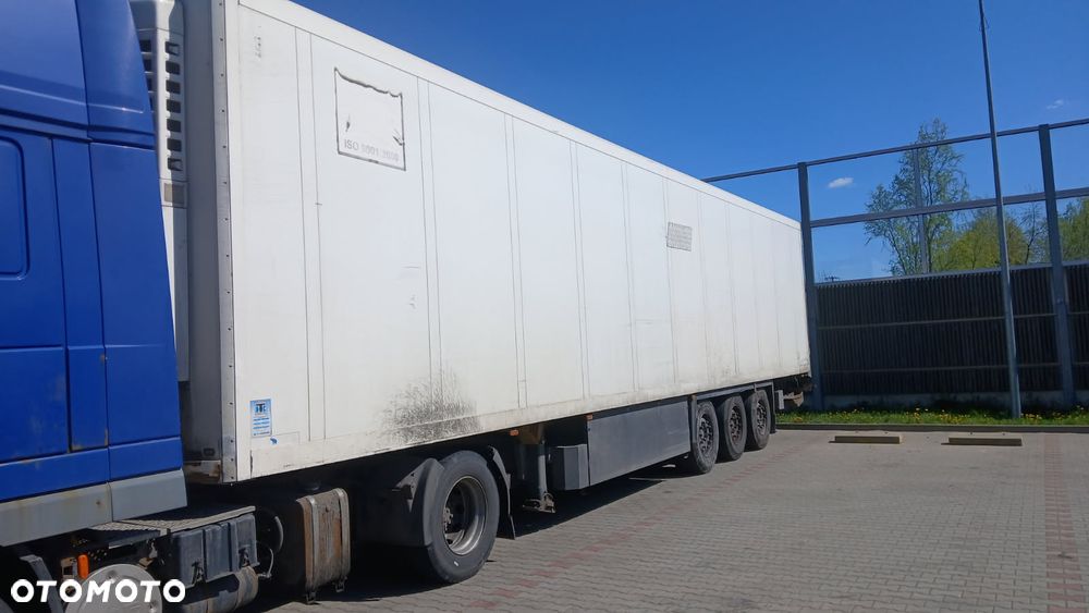 Schmitz Cargobull SKO - 1