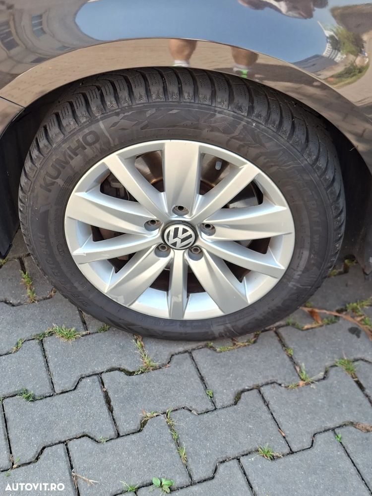 Volkswagen Passat 2.0 TDI Blue TDI Comfortline - 21