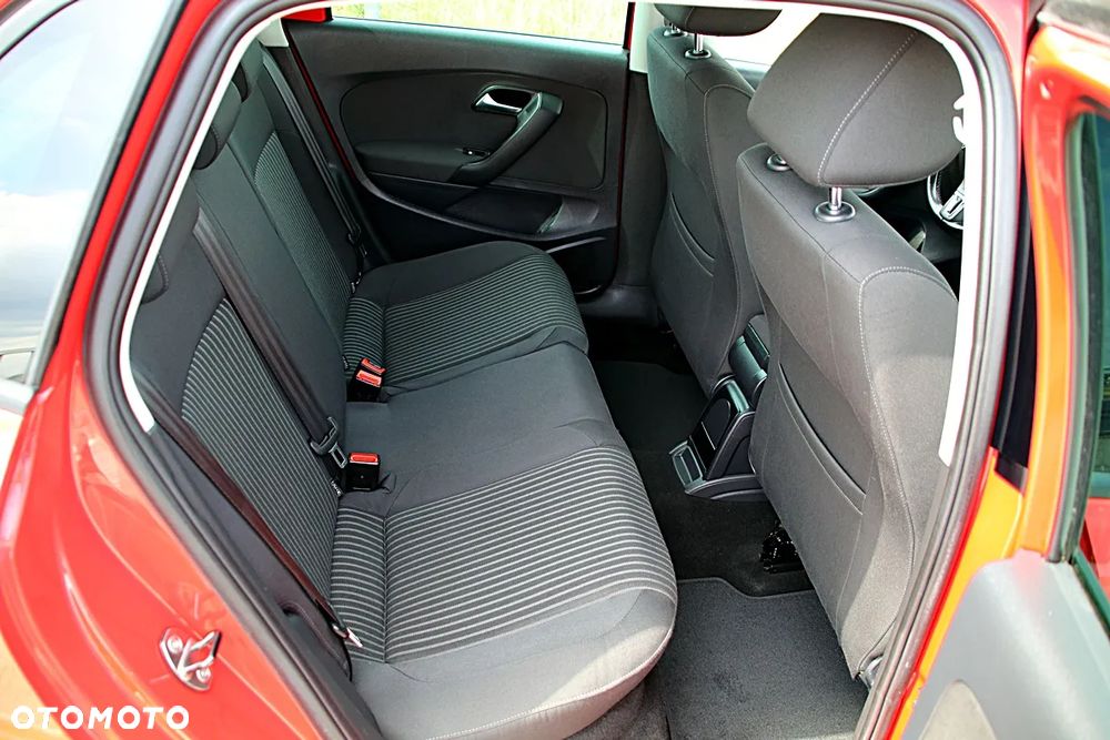 Volkswagen Polo 1.4 Highline - 20