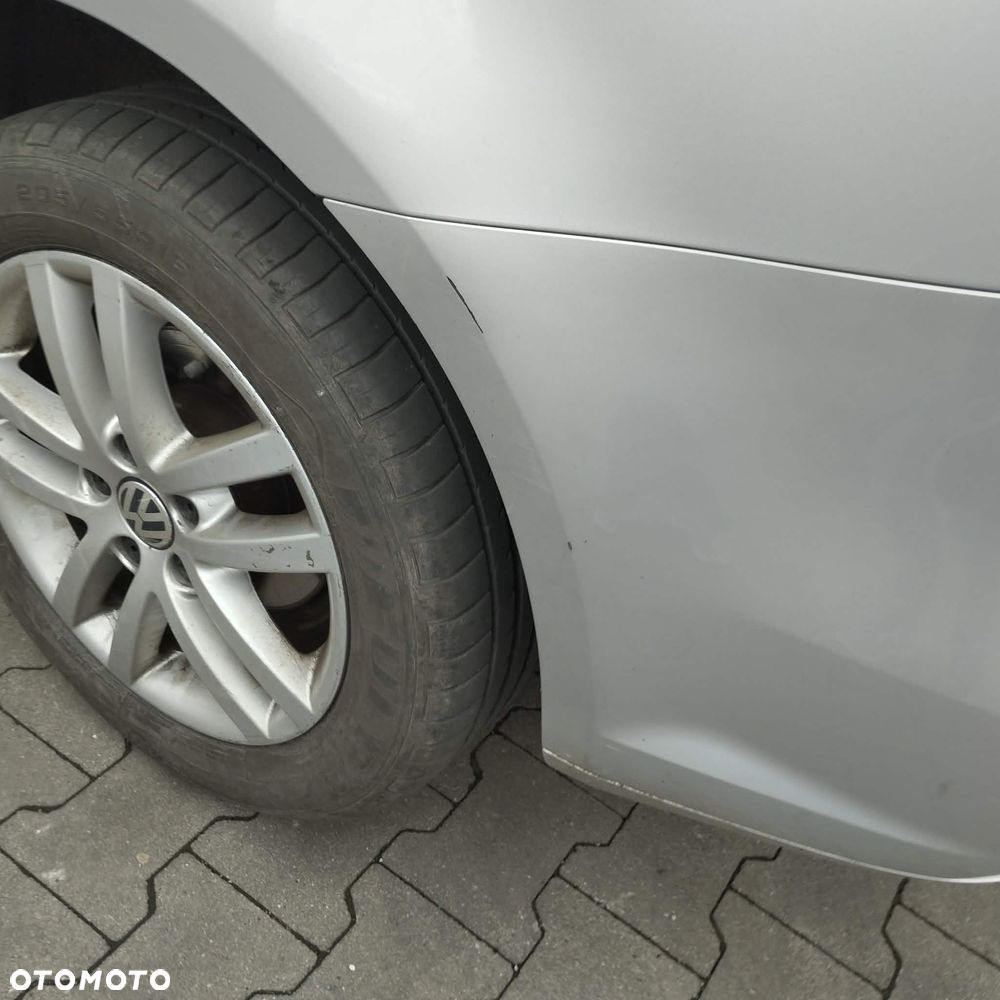 Volkswagen Touran 2.0 TDI DPF Comfortline - 11