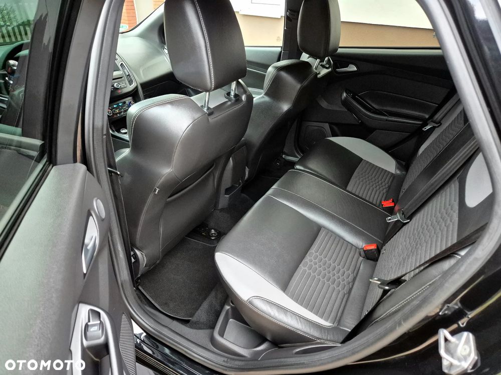 Ford Focus 2.0 TDCi ST - 29