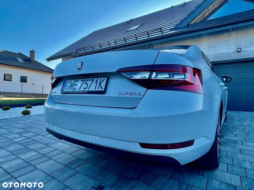 Skoda Superb 2.0 TDI L&K DSG - 12