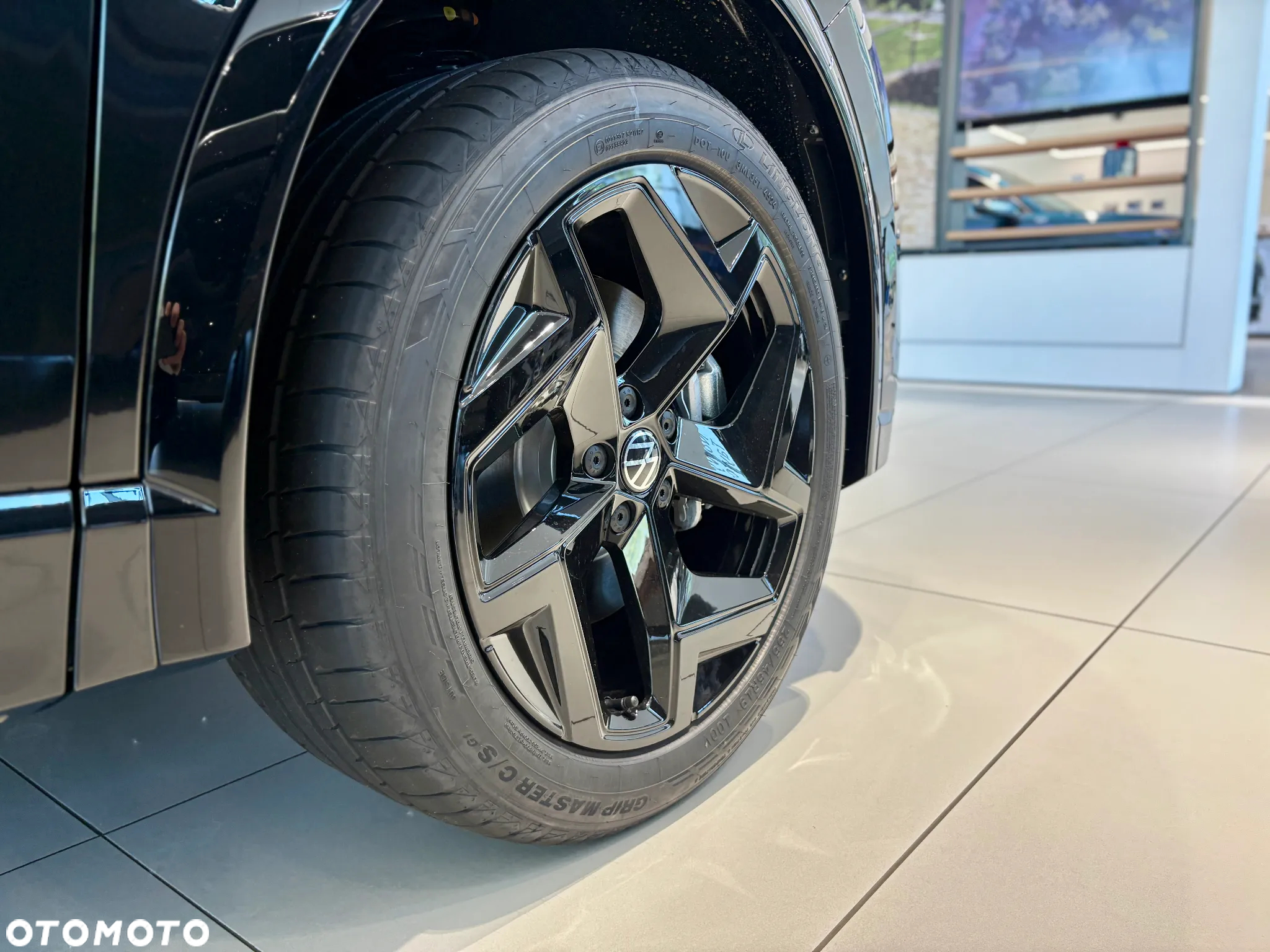 Volkswagen Tiguan 1.5 eHybrid PHEV R-Line Plus DSG - 8
