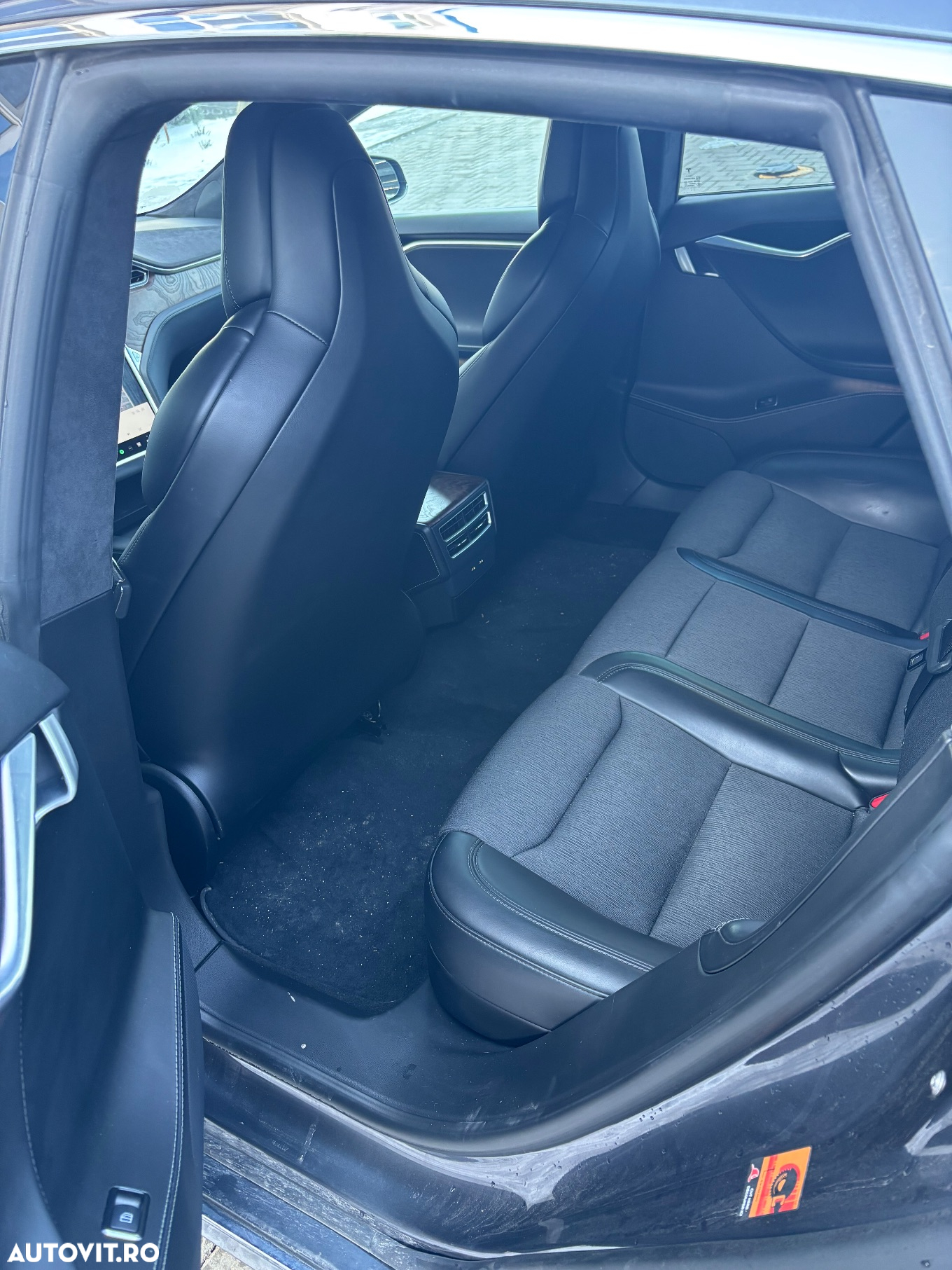 Tesla Model S 90D Allradantrieb Performance - 6