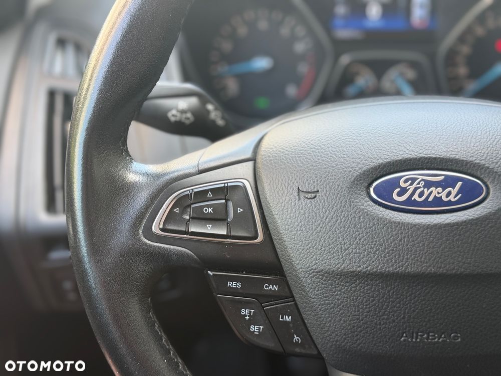 Ford Focus 1.6 SYNC Edition - 13