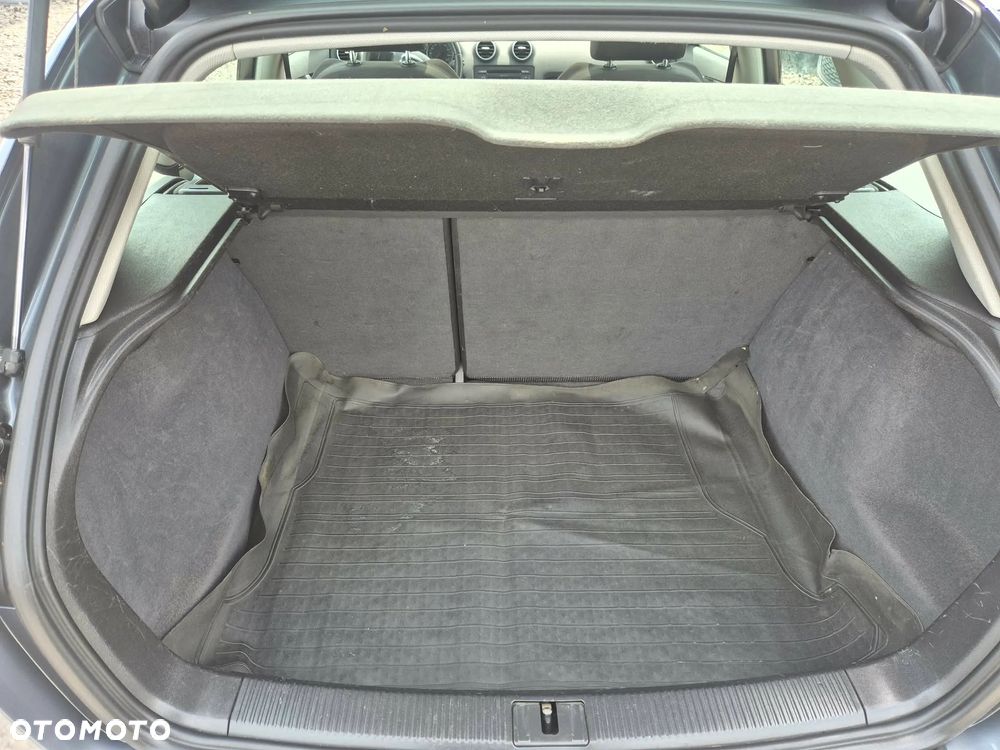 Audi A3 Sportback 2.0 TDI DPF S line Sportpaket (plus) - 12