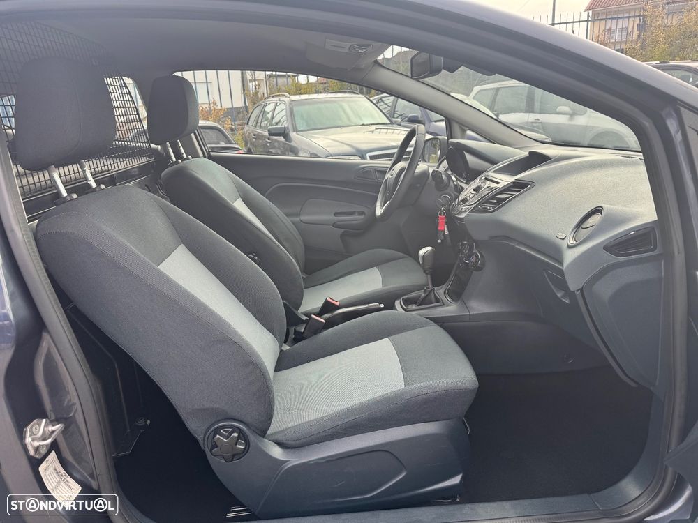 Ford Fiesta 1.4 TDCi Titanium - 17