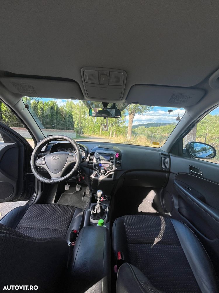 Hyundai i30 1.6 CRDI Classic - 6